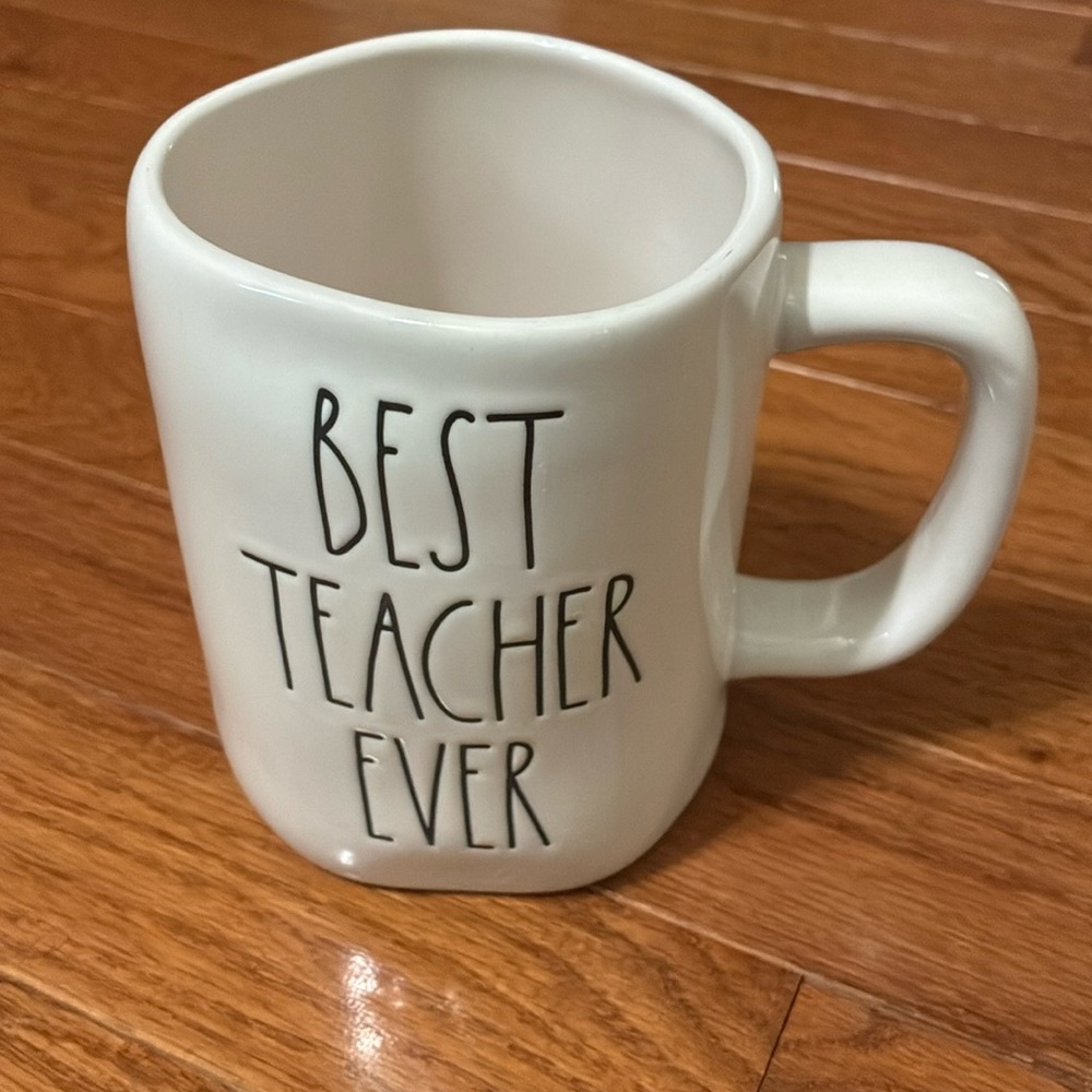 Rae Dunn BEST TEACHER EVER Mug (NWOT)